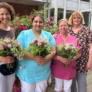 Gruppenbild v. l.: Doris Jürgensen, Melisa Krasniqi, Carmen Motzkus, Pflegedienstleitung Corinna Transow, nicht auf dem Bild: Janine Schenke